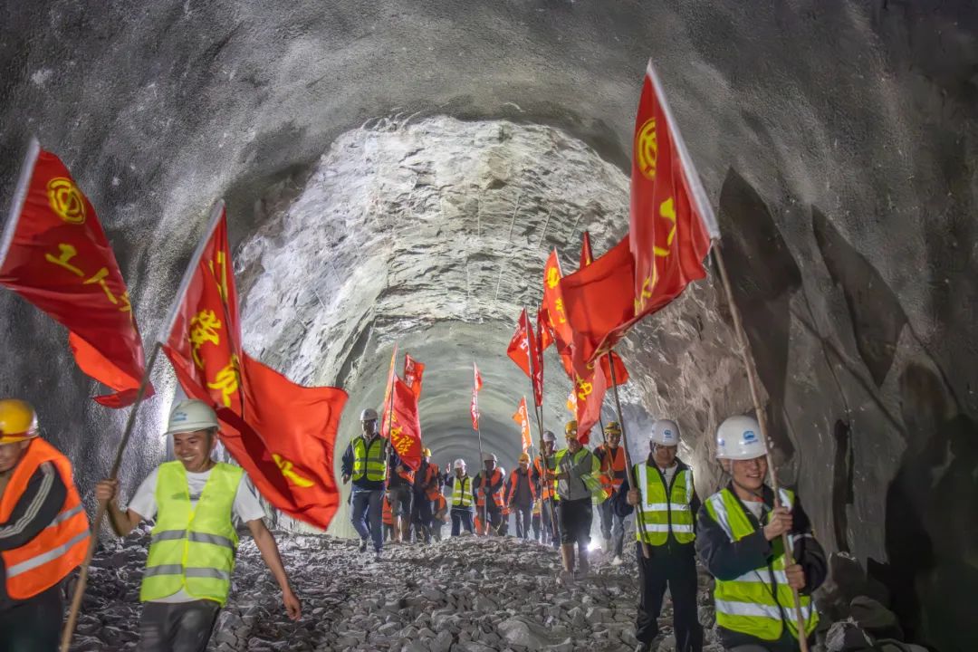 1751012452624821.jpg 1.jpg