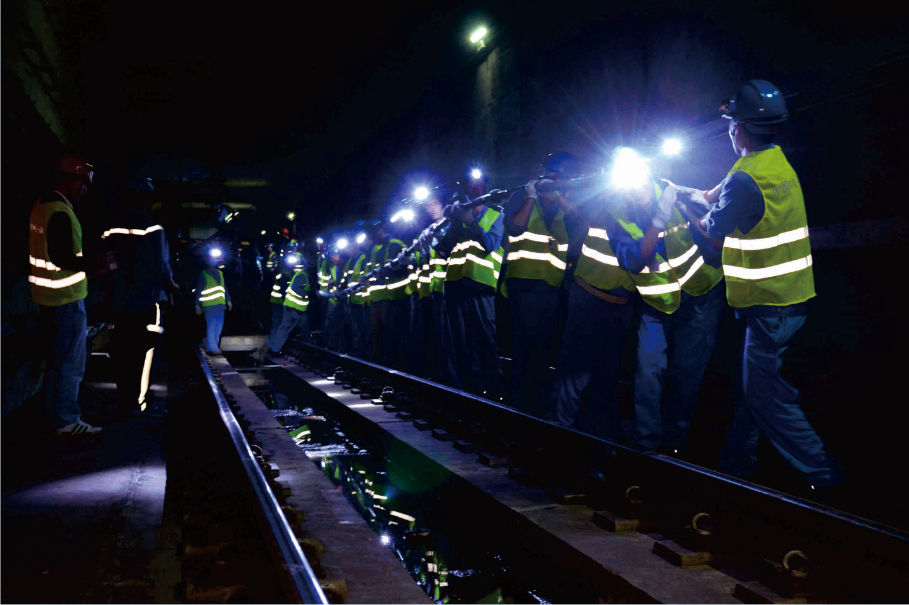 3《流動的光影》 牟銘.png